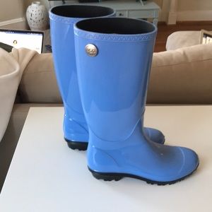 Ugg rain boots